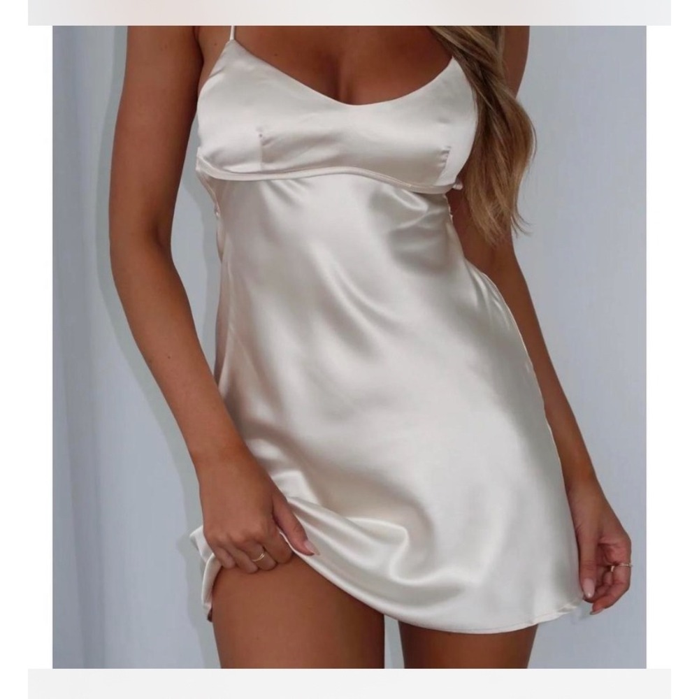 White Fox Boutique Cream Satin Lace Up Back Mini Dress XS Champagne Cocktail